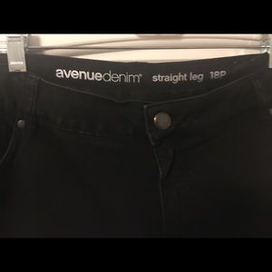 18P Avenue black denim jean, straight leg